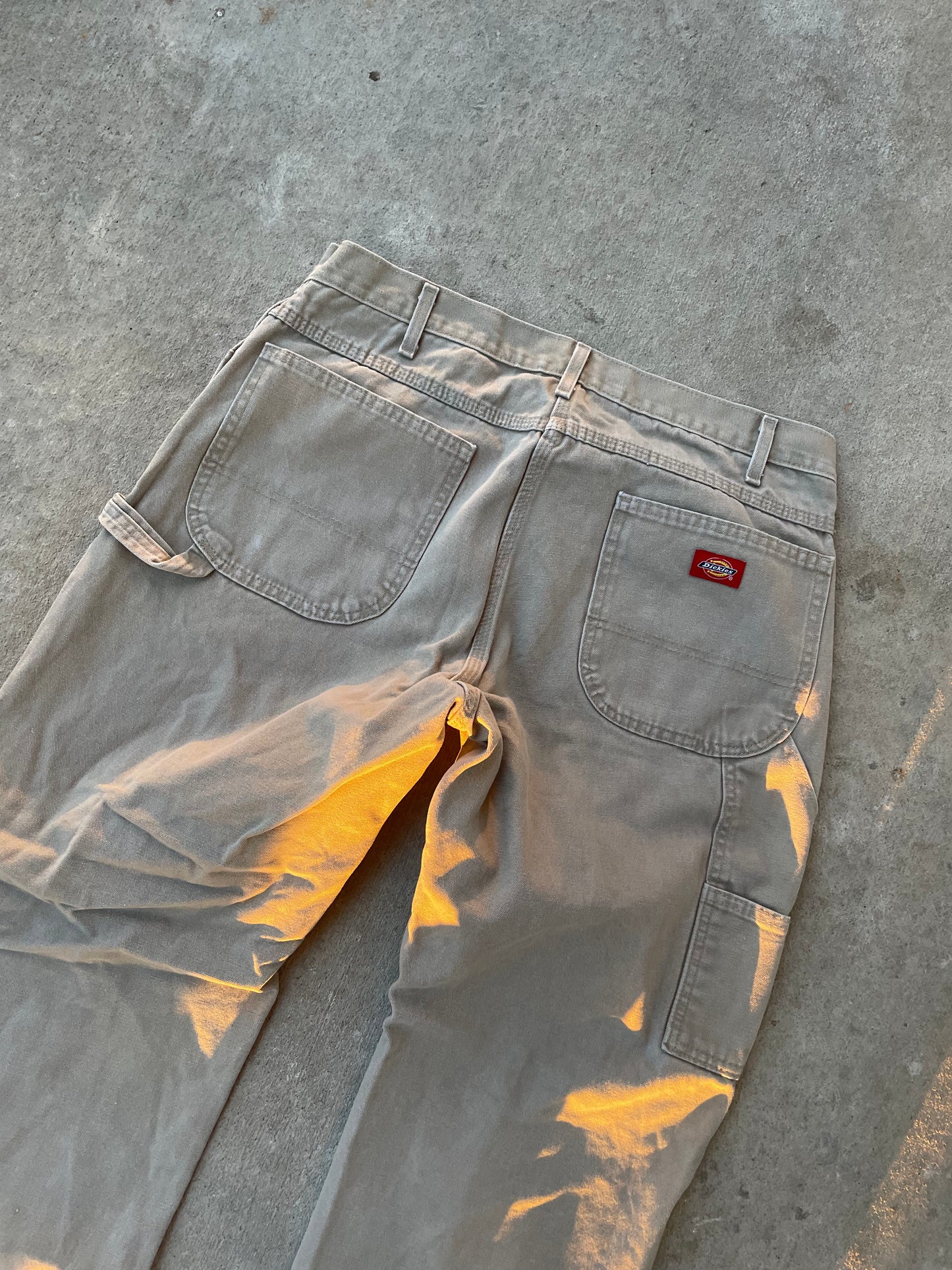 VINTAGE DICKIES 36X32