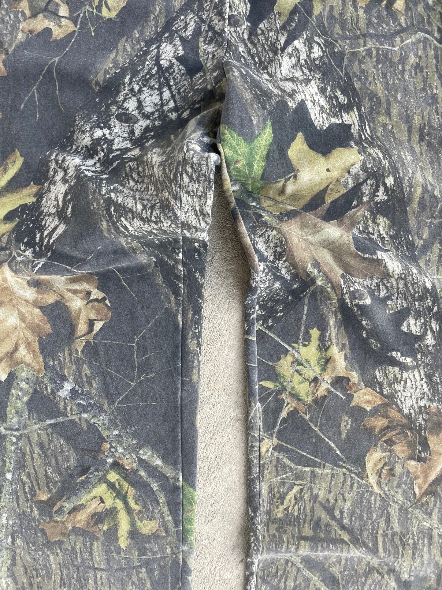 VINTAGE CAMO SWEATPANTS XL